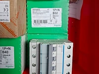 Assortiment installatiemateriaal o.a. weidmuller - afbeelding 6 van  8