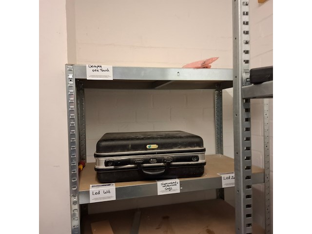 Assortiment installatiemateriaal - afbeelding 30 van  39