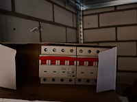 Assortiment installatiemateriaal - afbeelding 34 van  39
