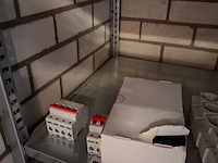 Assortiment installatiemateriaal - afbeelding 37 van  39