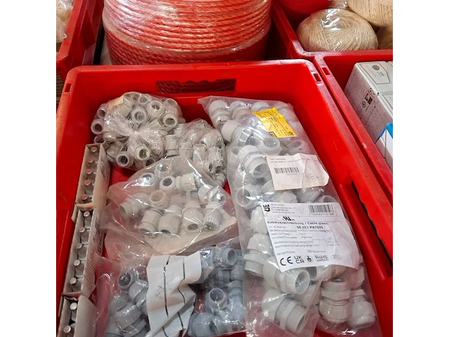Assortiment installatiemateriaal - afbeelding 2 van  13
