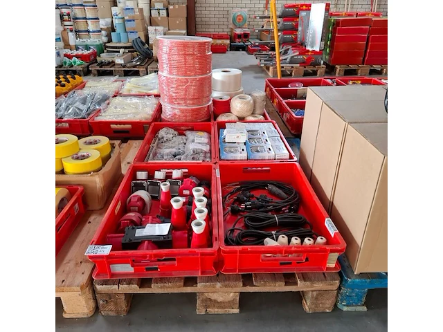 Assortiment installatiemateriaal - afbeelding 1 van  13