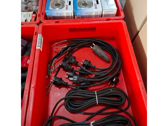 Assortiment installatiemateriaal - afbeelding 10 van  13