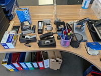 Assortiment kantoorartikelen - afbeelding 7 van  20