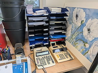 Assortiment kantoorartikelen - afbeelding 14 van  20