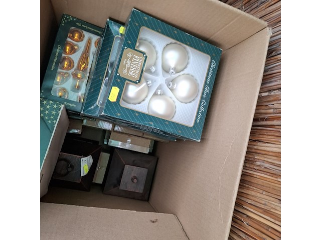 Assortiment kerstbenodigdheden o.a. christmas finesse - afbeelding 5 van  12