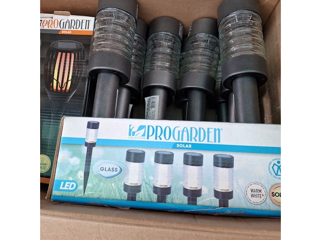 Assortiment kerstbenodigdheden o.a. christmas finesse - afbeelding 12 van  12