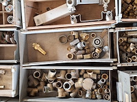 Assortiment knel, soldeer en knijp koppelingen - afbeelding 19 van  27