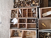 Assortiment knel, soldeer en knijp koppelingen - afbeelding 20 van  27