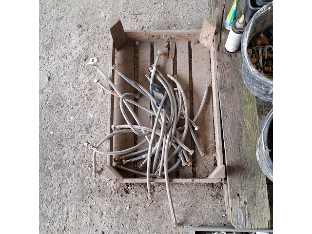 Assortiment knel, soldeer en knijp koppelingen - afbeelding 21 van  27