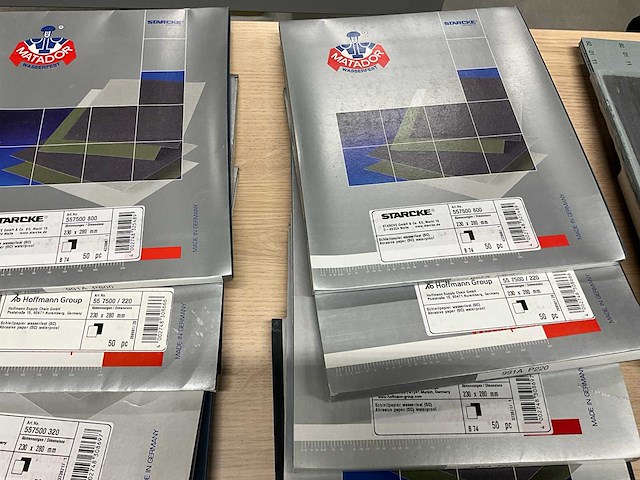 Assortiment matador / m3 schuurpapier circa 850 vellen - afbeelding 4 van  8