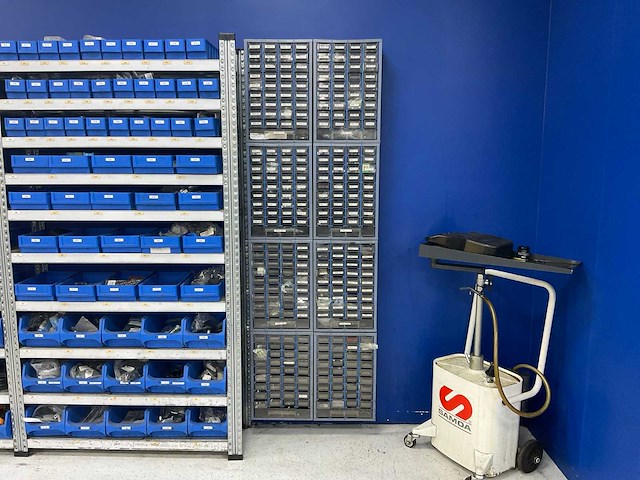 Assortiment materiaalkast - afbeelding 1 van  7