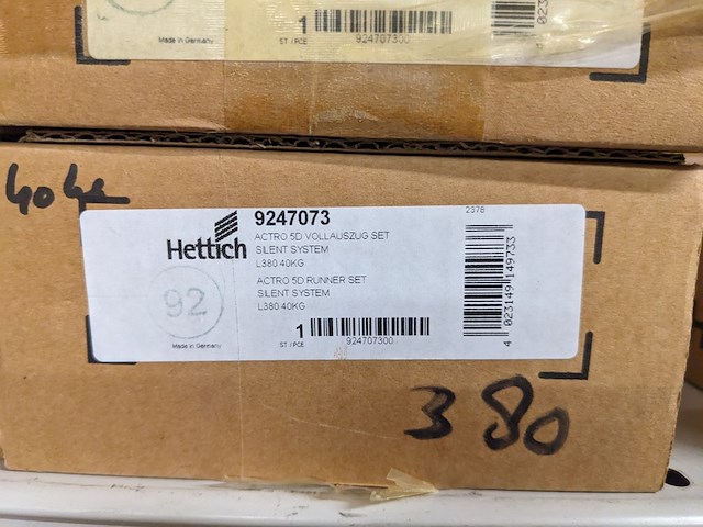 Assortiment meubelbevestigingsmateriaal, o.a. hettich - afbeelding 4 van  34