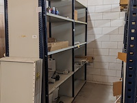 Assortiment meubelbevestigingsmateriaal, o.a. hettich - afbeelding 23 van  34