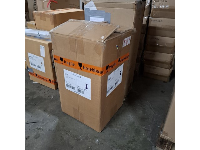 Assortiment meubels en onderdelen, richmond, furniqs, actona - afbeelding 2 van  41