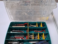 Assortiment o.a. bevestigingsmiddelen - afbeelding 4 van  10