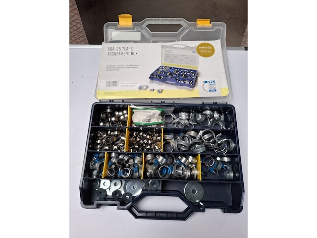 Assortiment o.a. bevestigingsmiddelen - afbeelding 8 van  10