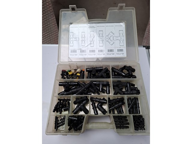 Assortiment o.a. bevestigingsmiddelen - afbeelding 9 van  10