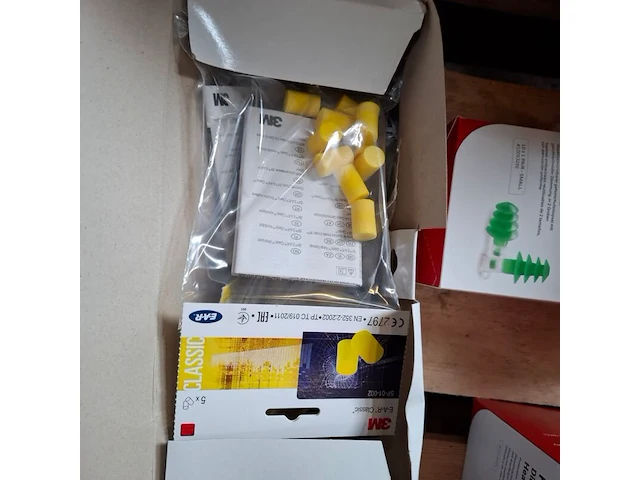 Assortiment pbm o.a. 3m - afbeelding 4 van  12