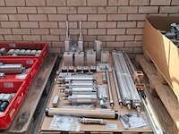 Assortiment pneumatische cilinders en toebehoren o.a. festo, norgren
