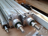 Assortiment pneumatische cilinders en toebehoren o.a. festo, norgren - afbeelding 16 van  25