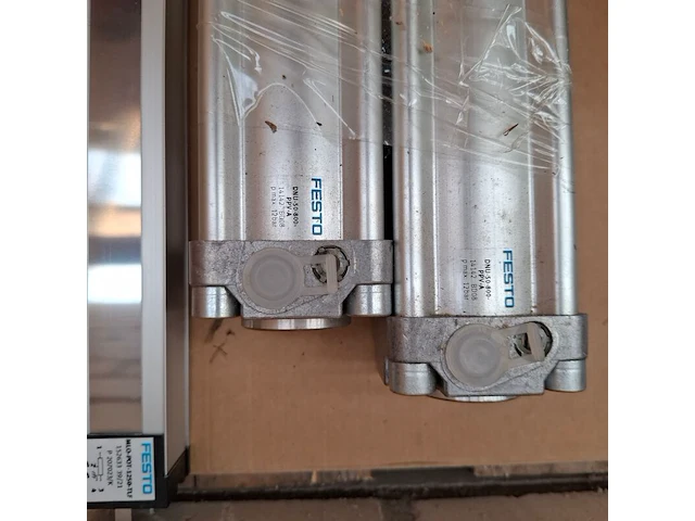 Assortiment pneumatische cilinders en toebehoren o.a. festo, norgren - afbeelding 17 van  25