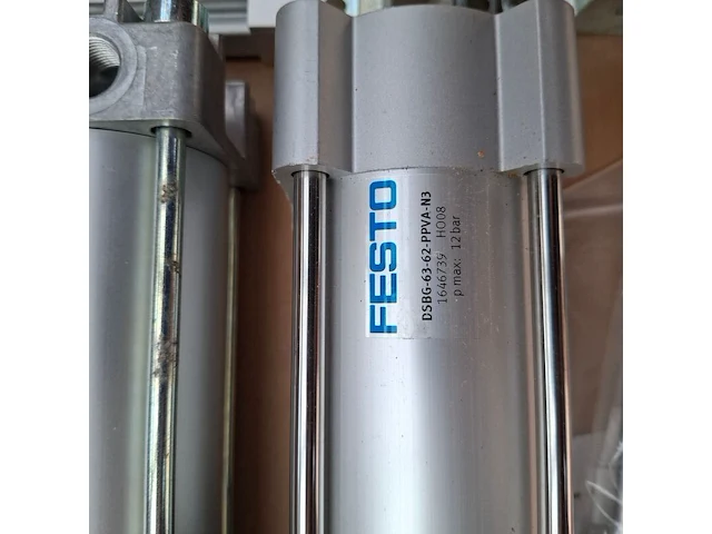 Assortiment pneumatische cilinders en toebehoren o.a. festo, norgren - afbeelding 22 van  25