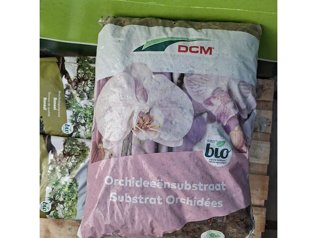 Assortiment potgrond dcm - afbeelding 7 van  16