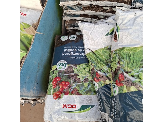 Assortiment potgrond dcm - afbeelding 15 van  16