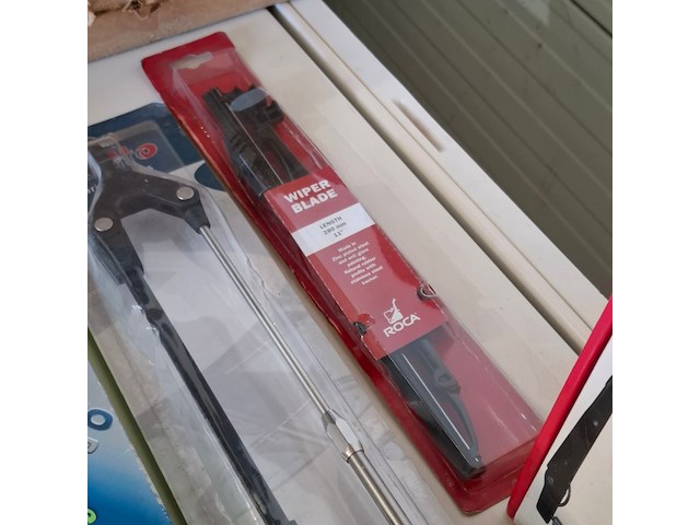 Assortiment ruitenwisserarmen en bladen - afbeelding 9 van  11