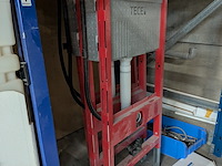 Assortiment sanitair benodigdheden o.a. geberit, tece - afbeelding 3 van  25