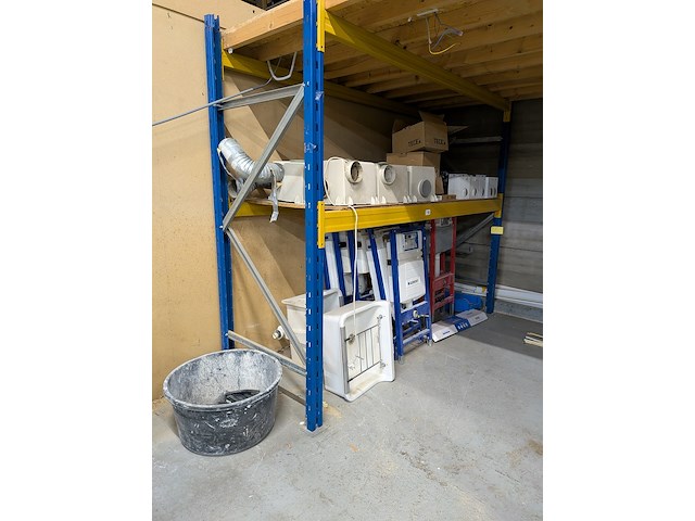 Assortiment sanitair benodigdheden o.a. geberit, tece - afbeelding 1 van  25