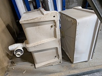 Assortiment sanitair benodigdheden o.a. geberit, tece - afbeelding 23 van  25