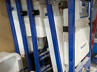Assortiment sanitair benodigdheden o.a. geberit, tece - afbeelding 25 van  25