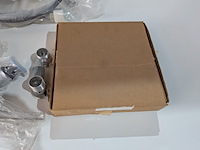 Assortiment sanitair benodigdheden - afbeelding 5 van  30