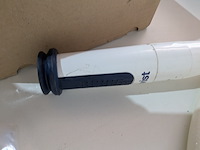 Assortiment sanitair benodigdheden - afbeelding 10 van  30