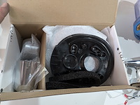 Assortiment sanitair benodigdheden - afbeelding 18 van  30