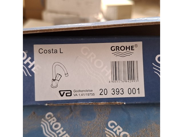 Assortiment sanitair toebehoren, o.a. grohe - afbeelding 2 van  21