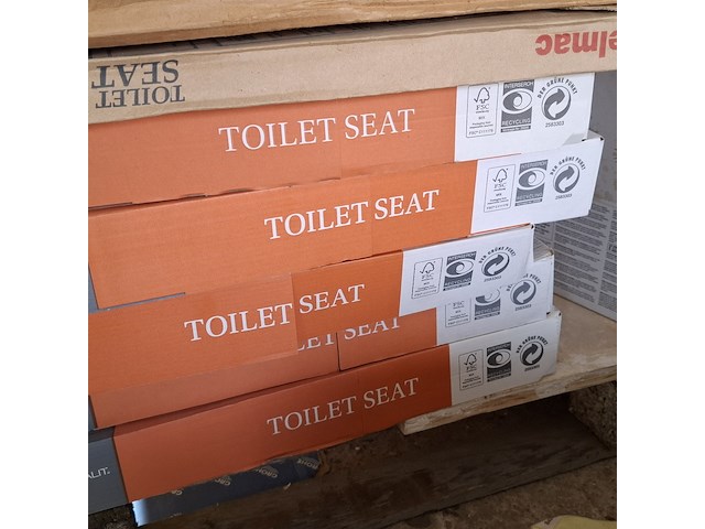 Assortiment sanitair toebehoren, o.a. grohe - afbeelding 14 van  21