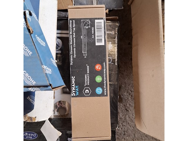 Assortiment sanitair toebehoren, o.a. grohe - afbeelding 17 van  21