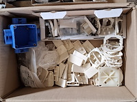 Assortiment schakelmateriaal o.a. busch en jaeger, berker - afbeelding 13 van  17