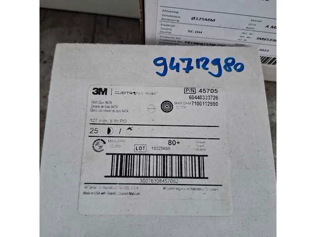 Assortiment schuurbenodigdheden - afbeelding 7 van  8