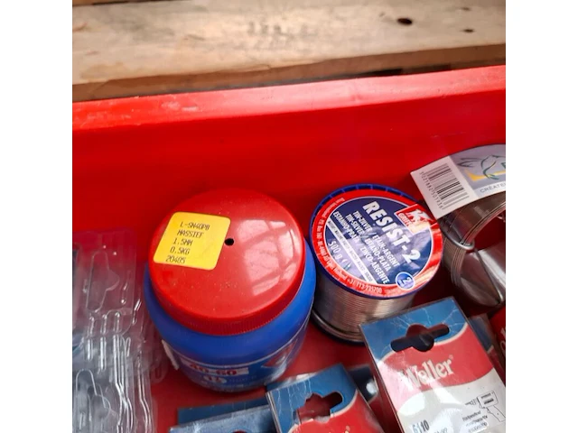 Assortiment soldeer benodigdheden, o.a. weller - afbeelding 5 van  8