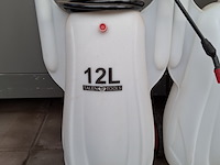 Assortiment spuiten o.a. talen tools, hozelock - afbeelding 6 van  10