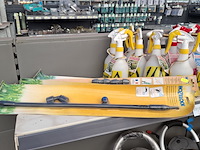 Assortiment spuiten o.a. talen tools, hozelock - afbeelding 10 van  10