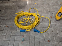 Assortiment stekkers met kabels - afbeelding 2 van  8