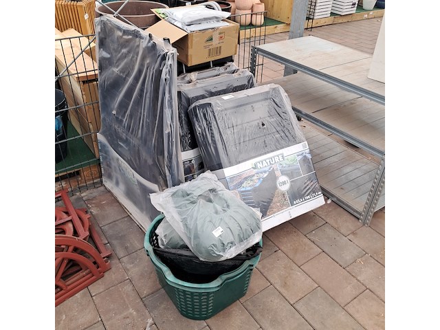 Assortiment tuin onderhoudsartikelen o.a. dcm - afbeelding 3 van  8