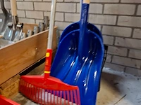 Assortiment tuinbenodigdheden - afbeelding 4 van  12