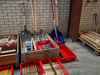 Assortiment tuinbenodigdheden