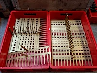 Assortiment tuinbenodigdheden - afbeelding 10 van  12